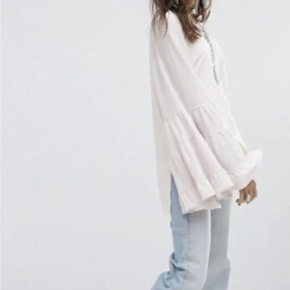Free People No‎ Crying In Baseball Bell Sleeve Top Womens Size XS - Picture 9 of 17